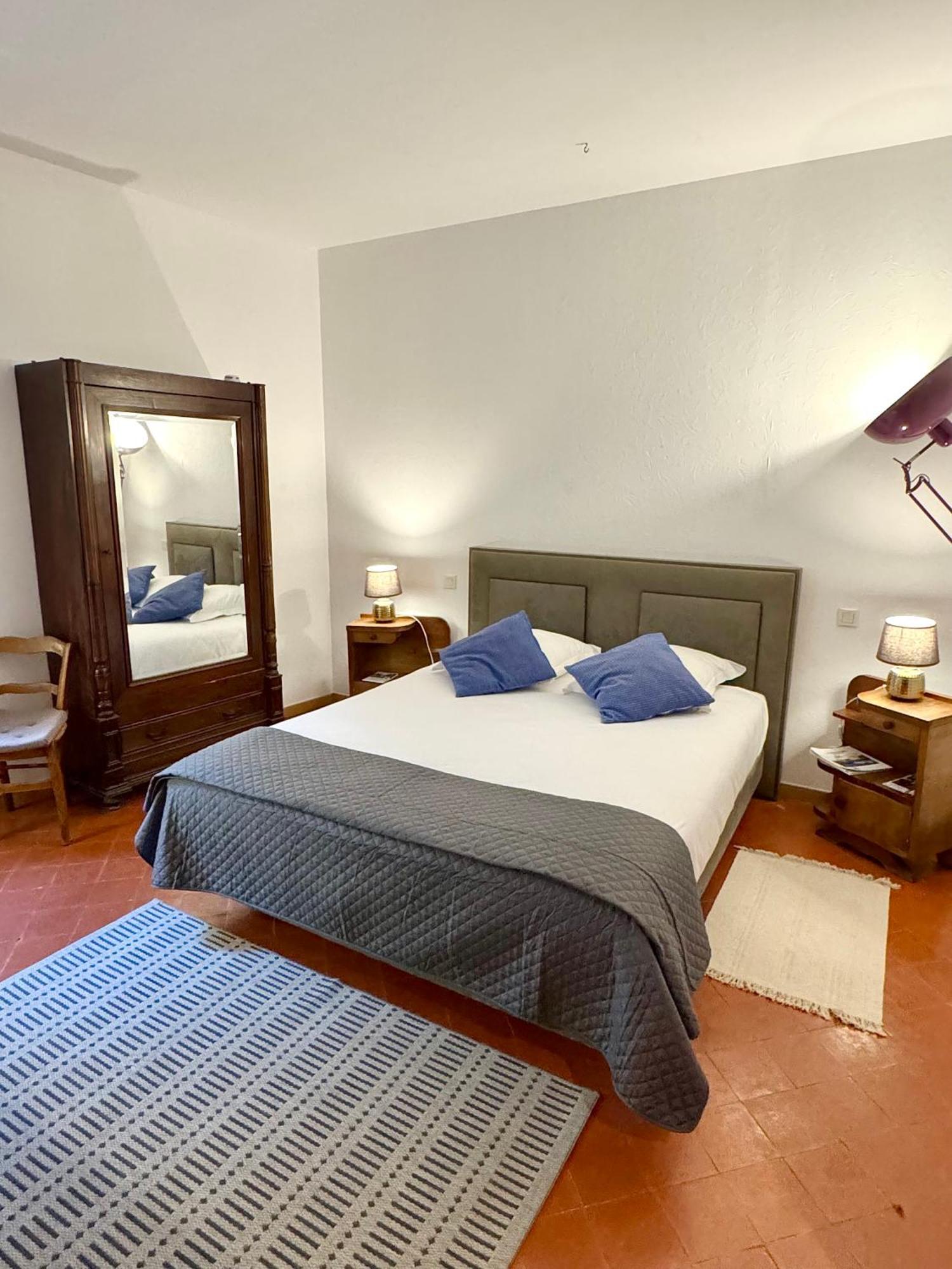Entre Midi - Maison D'Hotes - B&B Капестан Экстерьер фото